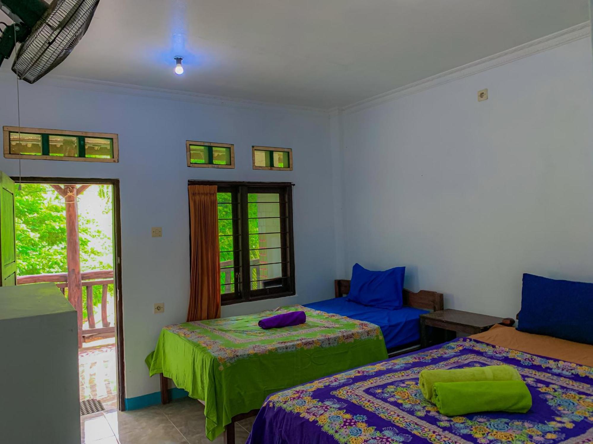 Breeze Hostel Kuta  Экстерьер фото