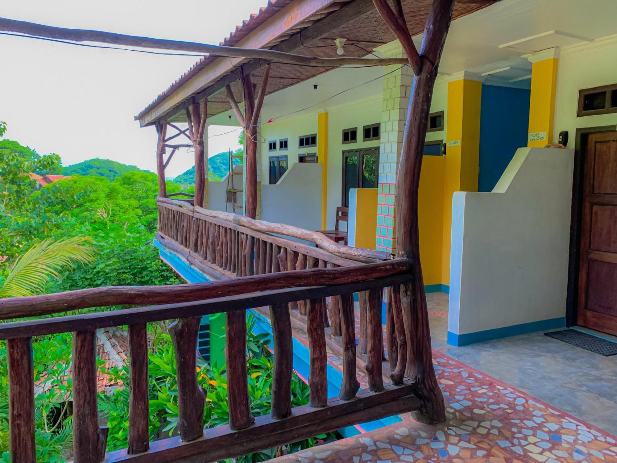 Breeze Hostel Kuta  Экстерьер фото