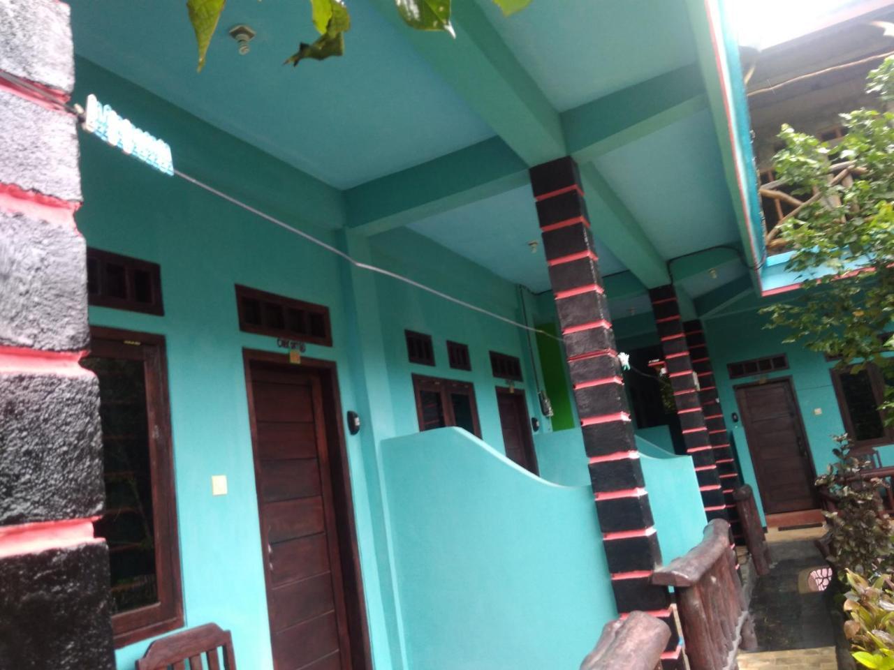 Breeze Hostel Kuta  Экстерьер фото
